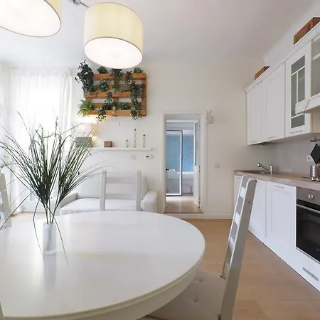 Contempora - Bilocale A Pochi Passi Piazza Baiamonti * Milánó